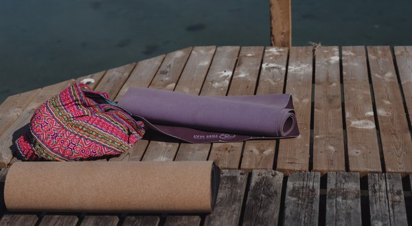 om.os_.yogamats.jpg